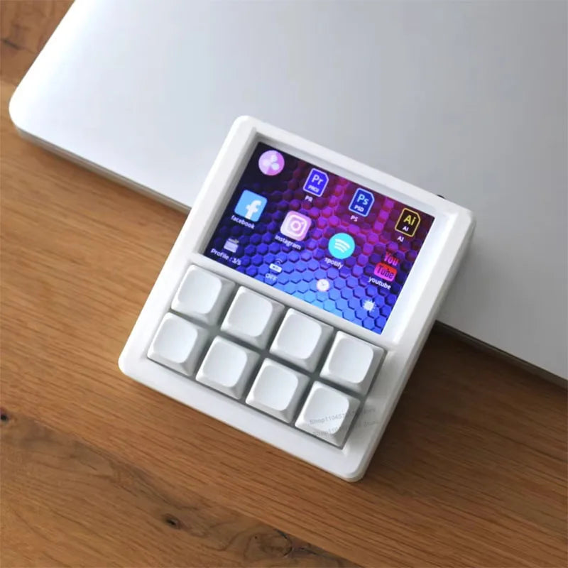 3.5″ LCD Programmable 8-Key Macro Pad