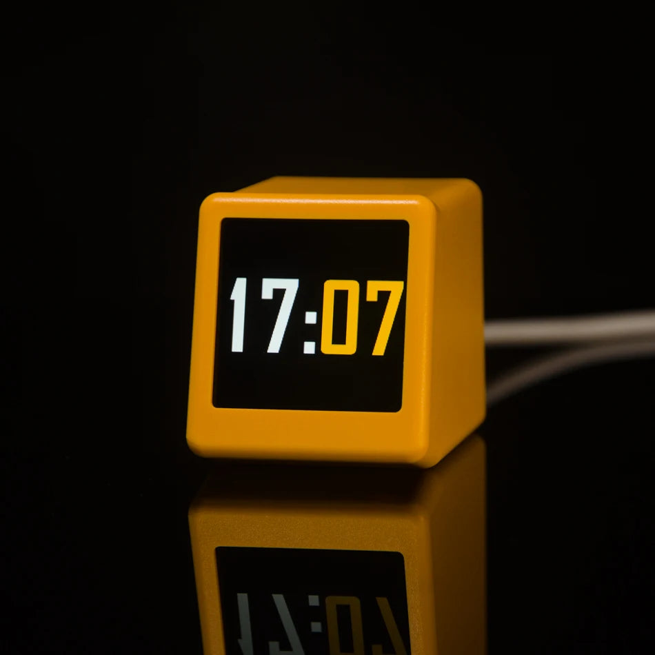 GEEKMAGIC Mini Smart Desk Display – Wi-Fi Clock, Weather & GIF Screen